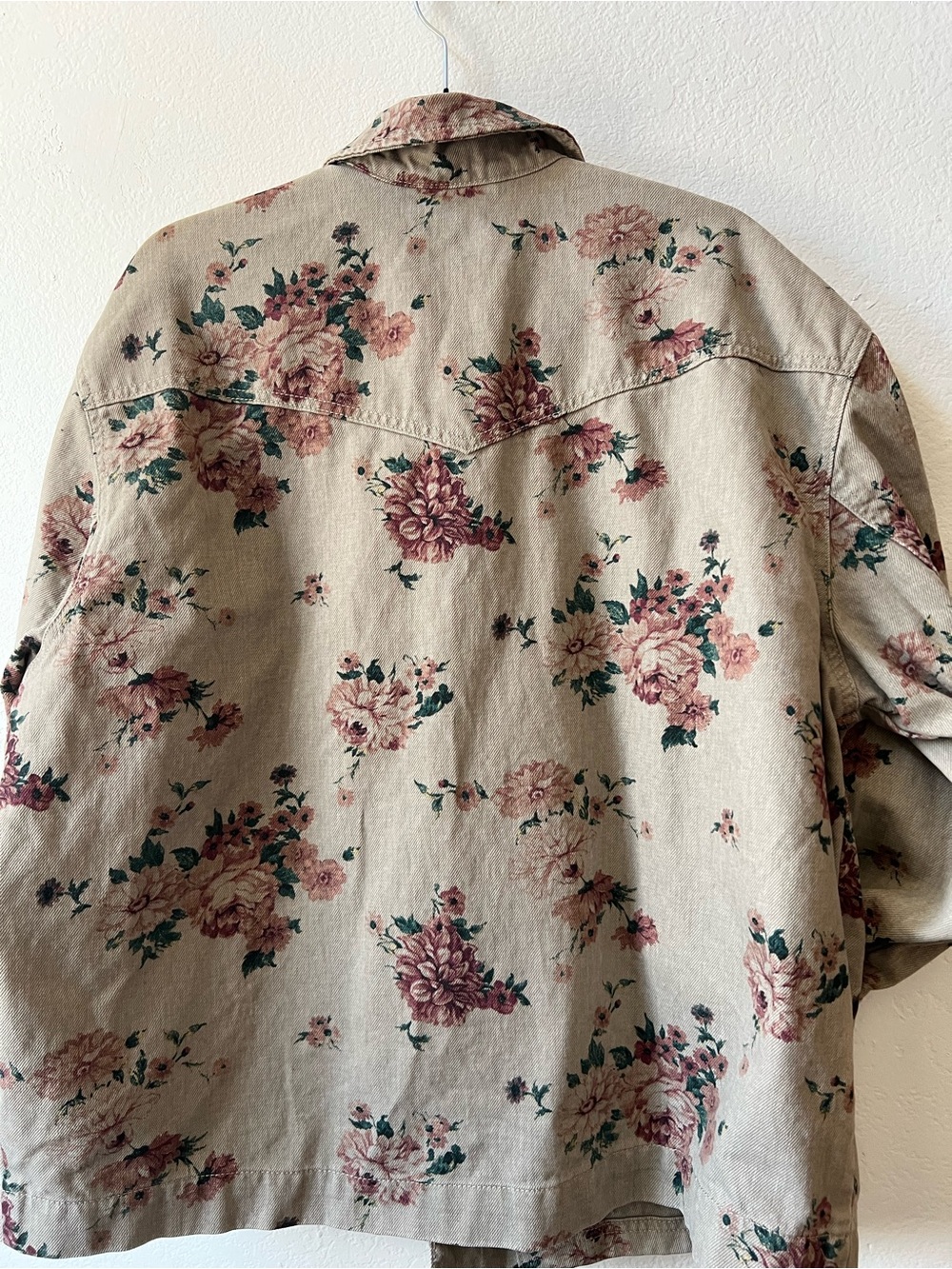 Floral Beige Jean Jacket with Pink Blossoms. 
Slightly oversized. Great for fall - Picture 6 of 11